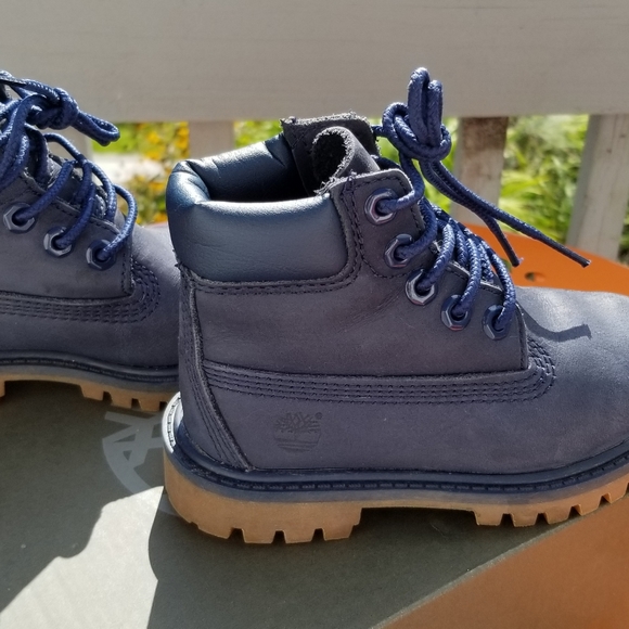 Toddler Timberland 7.5c - Picture 5 of 8